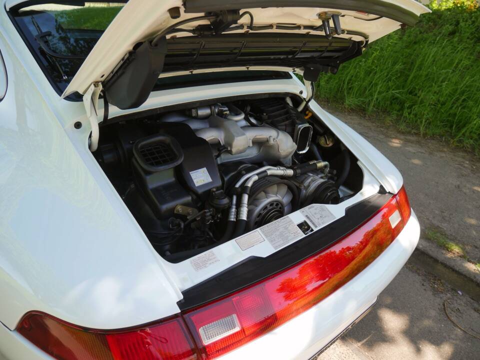 Image 40/42 of Porsche 911 Carrera (1900)