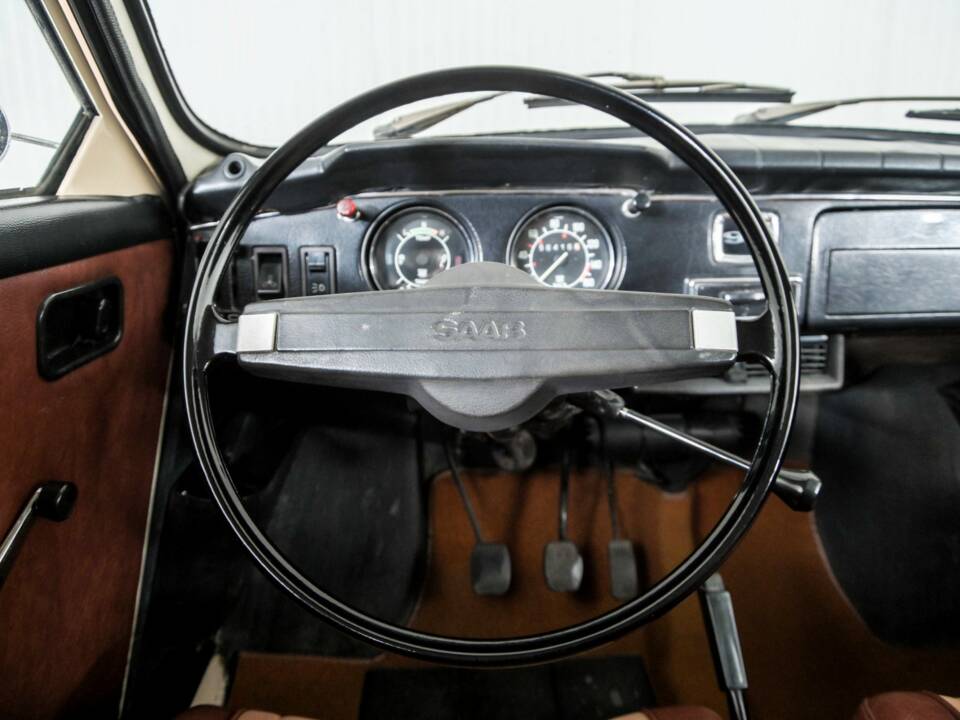 Image 8/50 de Saab 96 V4 (1971)