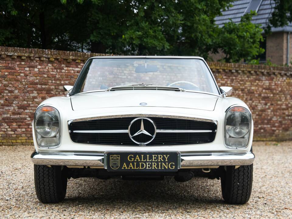 Image 18/50 de Mercedes-Benz 280 SL (1971)