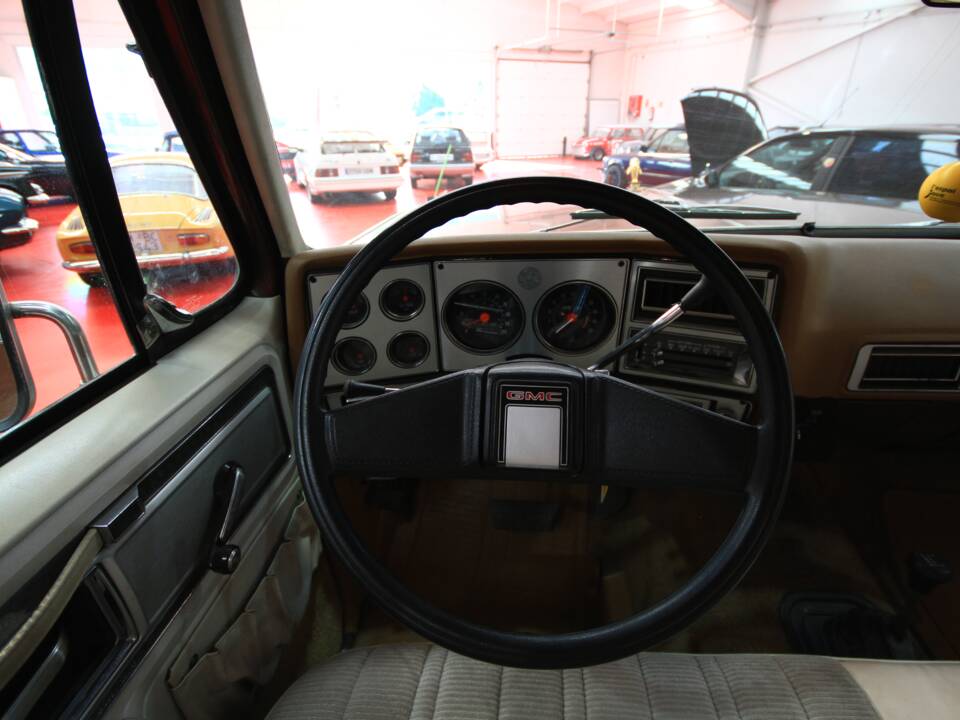 Bild 17/17 von GMC Suburban Sierra (1979)