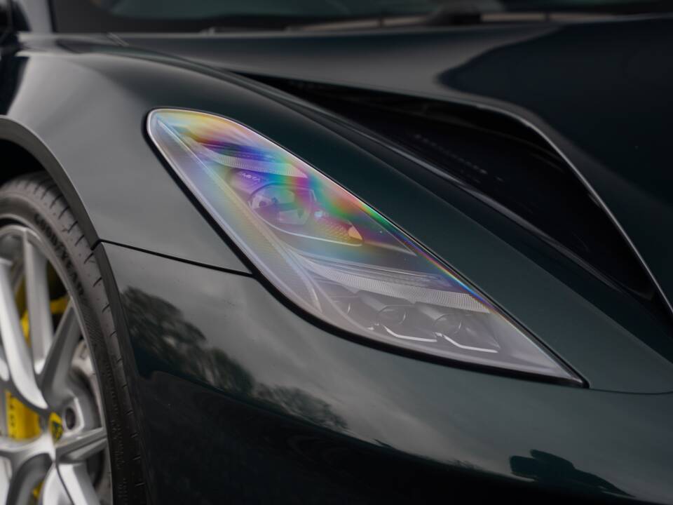 Image 33/50 de Lotus Emira &quot;First Edition&quot; (2023)