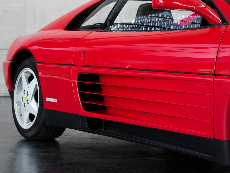 Afbeelding 33/50 van Ferrari 348 TB (1991)