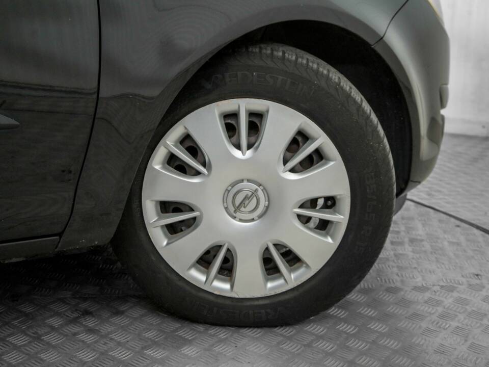 Bild 35/40 von Opel Corsa 1.2 (2008)