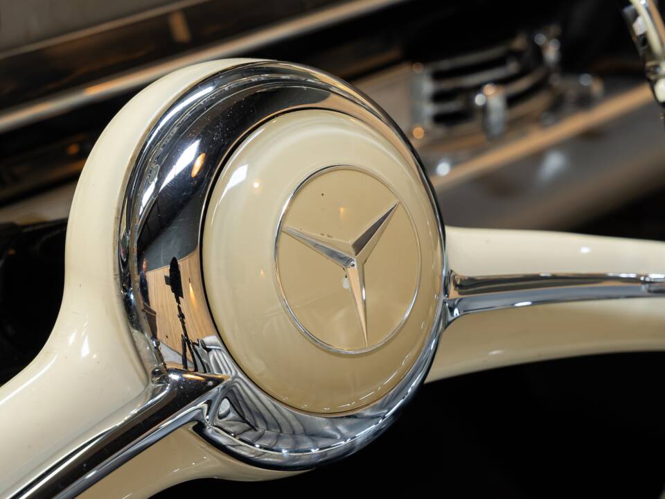 Bild 54/81 von Mercedes-Benz 300 SL Roadster (1959)