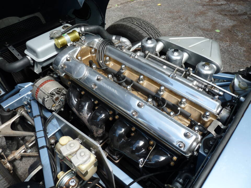 Image 23/26 of Jaguar E-Type 3.8 (1963)