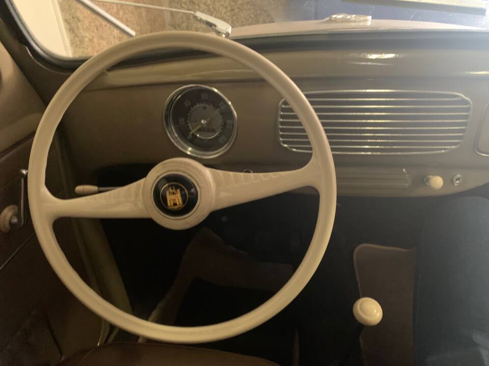 Immagine 50/56 di Volkswagen Maggiolino 1100 Standard "Ovali" (1954)