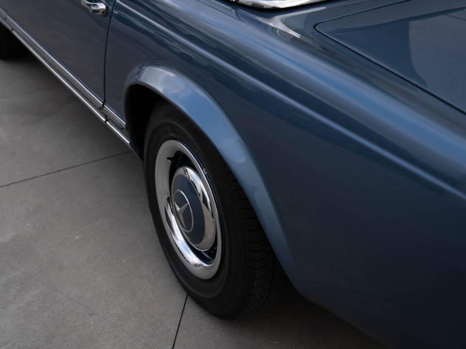 Immagine 21/93 di Mercedes-Benz 230 SL (1965)