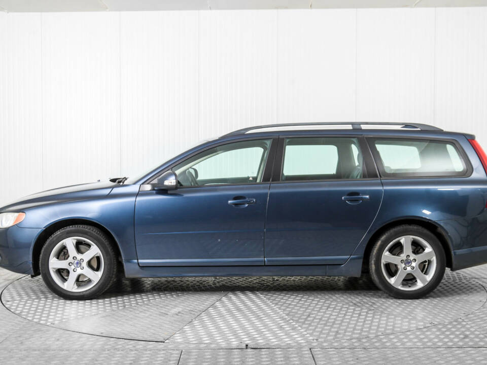 Imagen 9/46 de Volvo V70 D5 (2008)