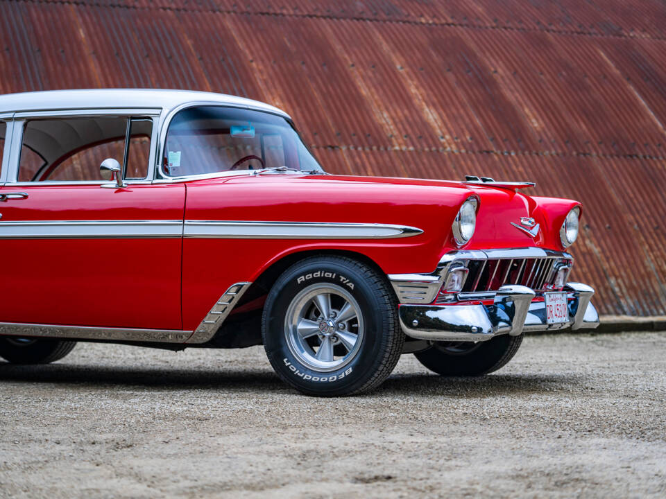 Image 21/44 of Chevrolet Bel Air Hardtop Coupe (1956)