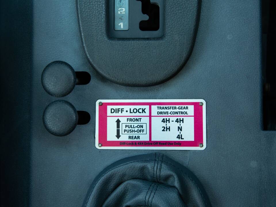 Image 33/45 of Mercedes-Benz 280 GE (LWB) (1989)