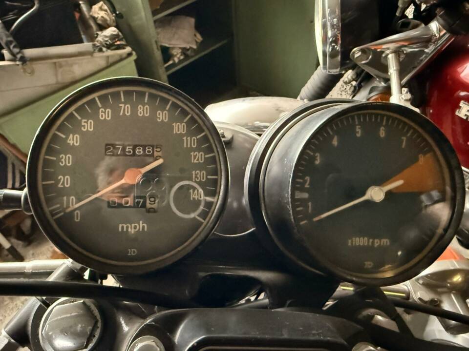 Immagine 4/6 di Honda CB 750 Four (1974)