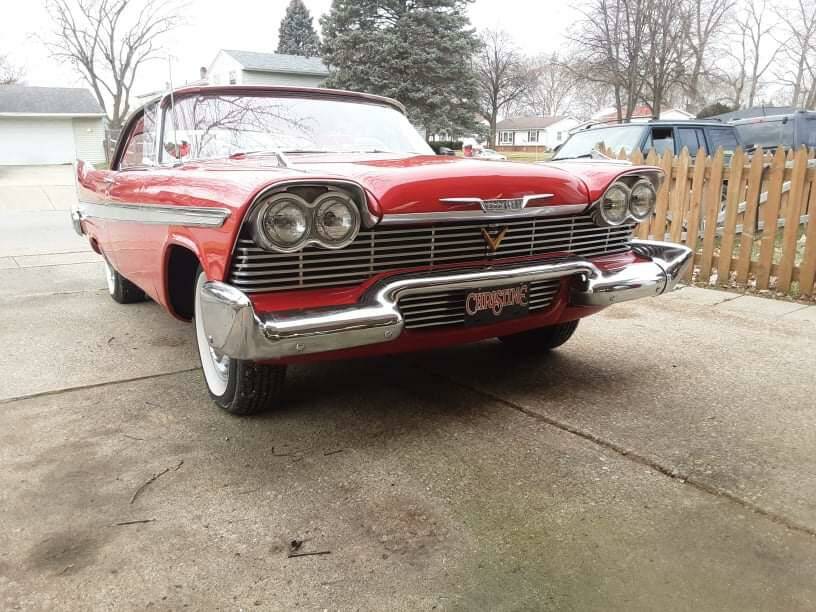 Image 11/15 of Plymouth Sport Fury (1958)