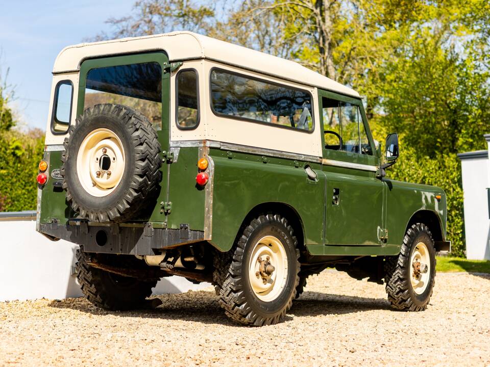 Image 3/33 of Land Rover 88 Lightweight (1970)
