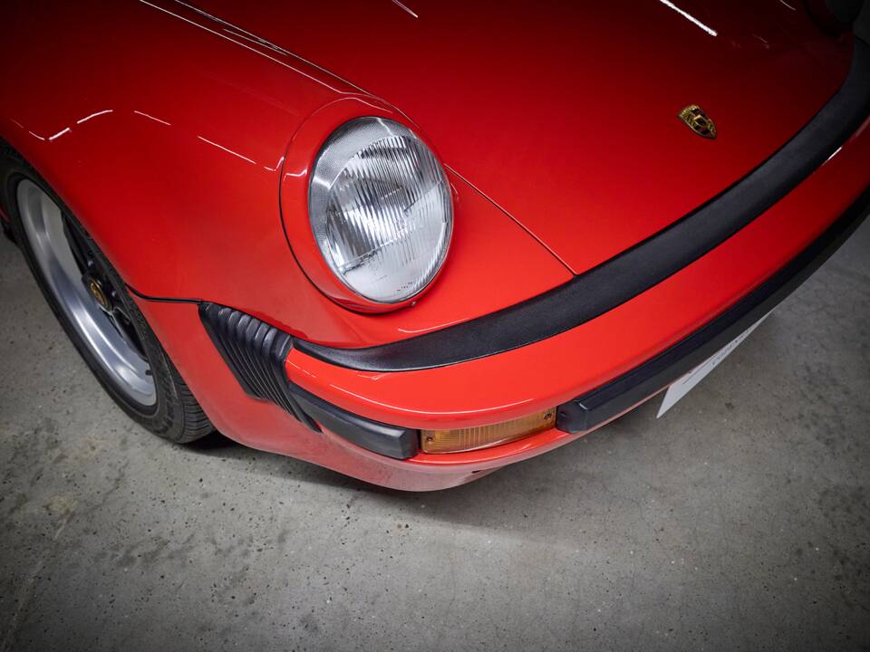 Immagine 45/96 di Porsche 911 Speedster 3.2 (1989)