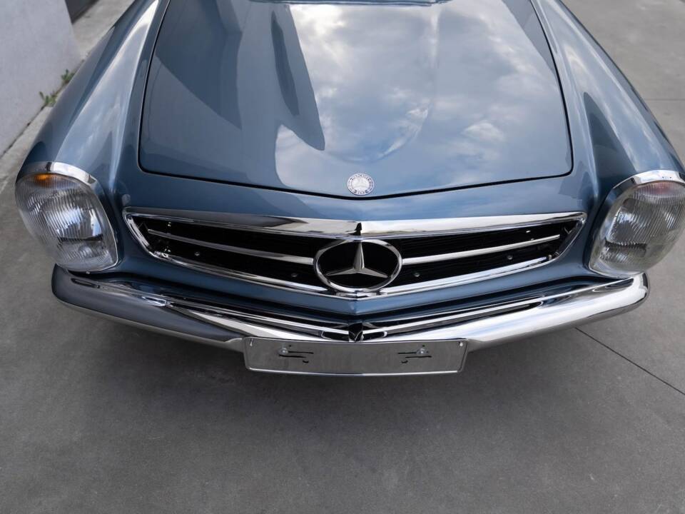 Immagine 34/93 di Mercedes-Benz 230 SL (1965)