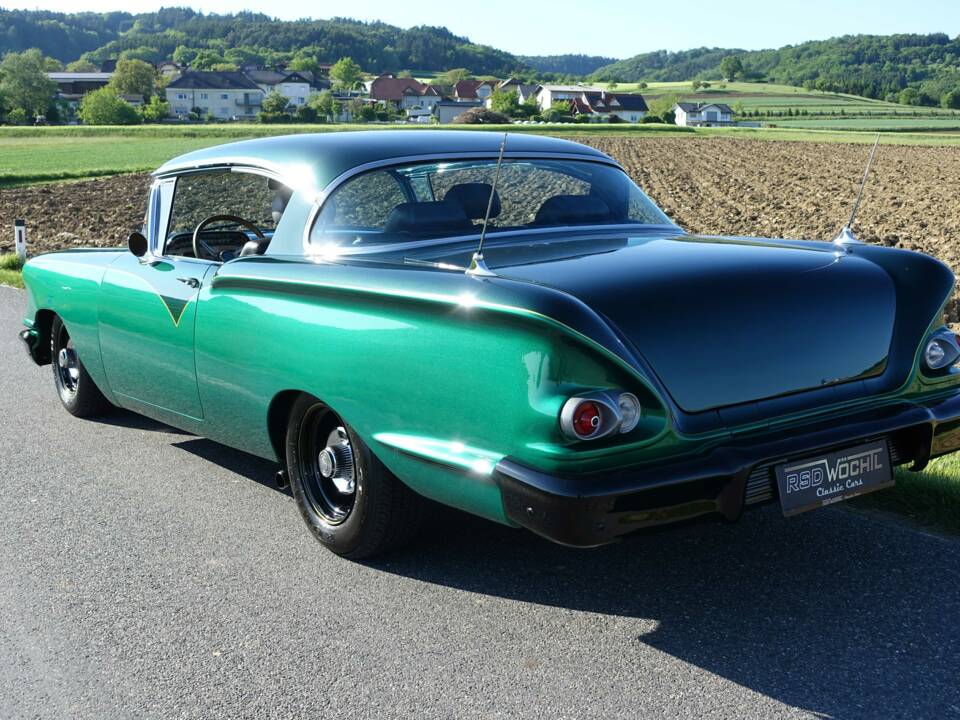 Image 24/42 of Chevrolet Bel Air Coupe (1958)