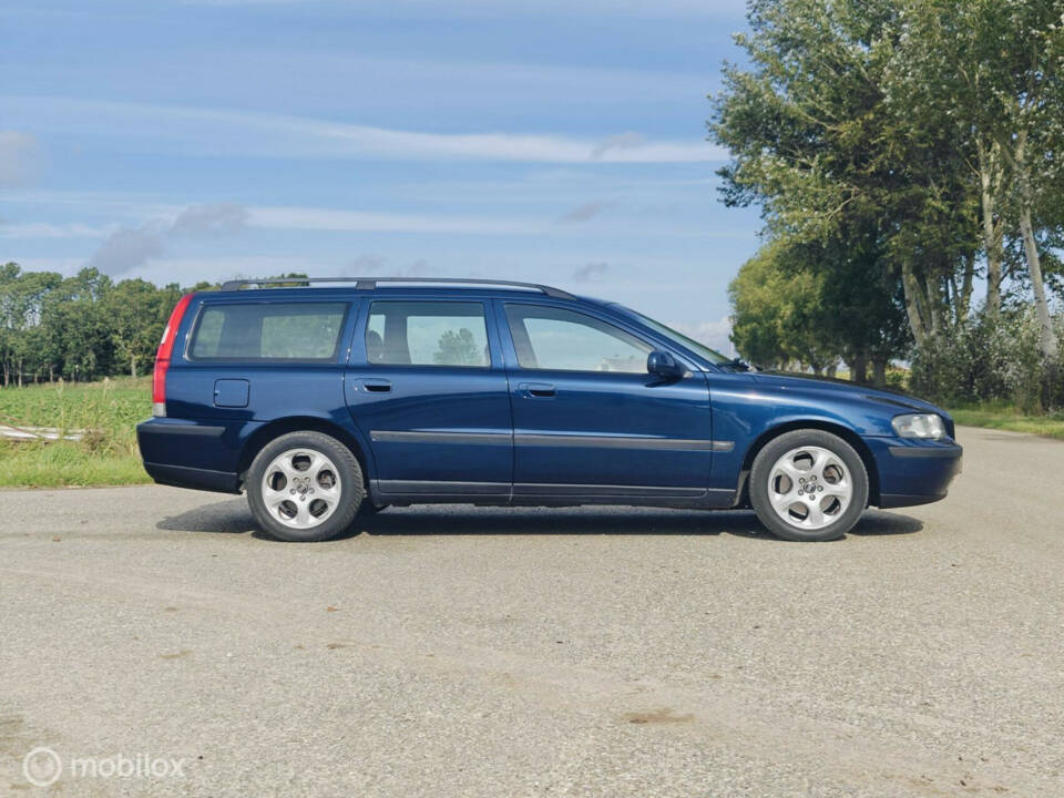 Immagine 6/32 di Volvo V 70 T5 (2002)