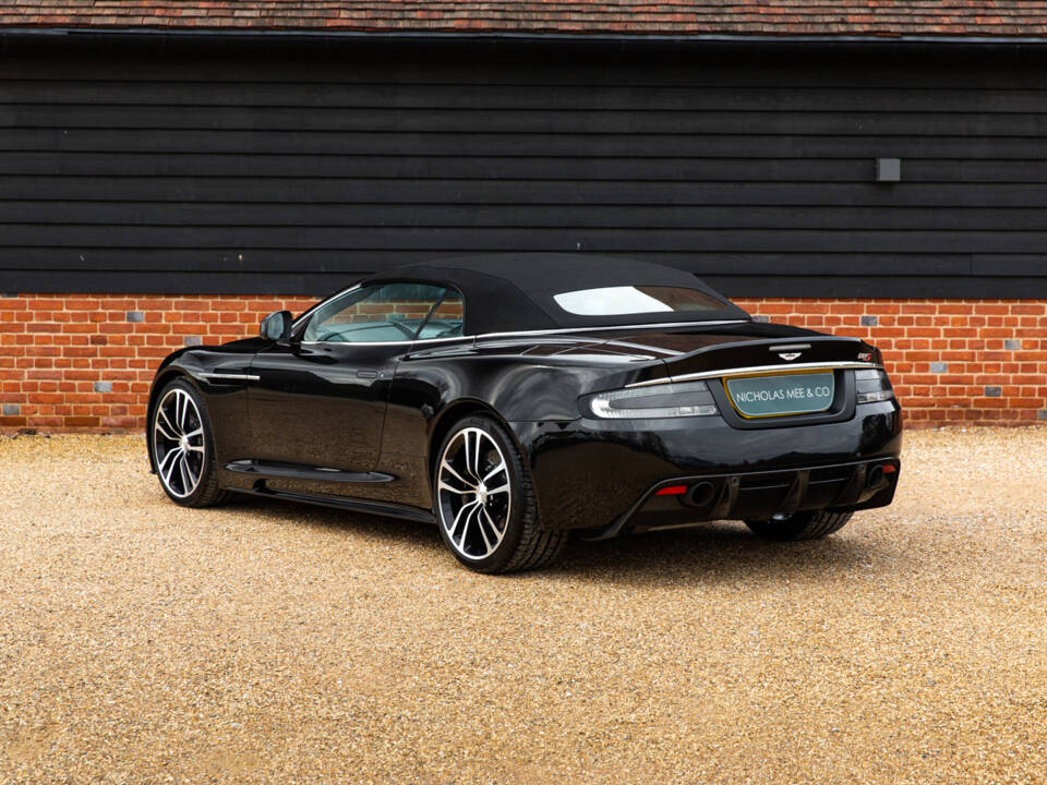 Image 6/99 of Aston Martin DBS Volante (2012)