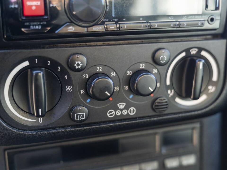 Bild 42/50 von BMW 318is "Class II" (1994)