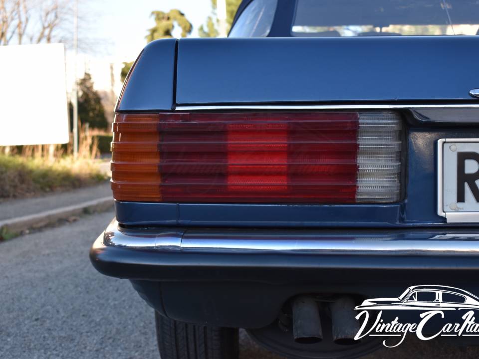 Image 10/30 de Mercedes-Benz 280 SL (1985)