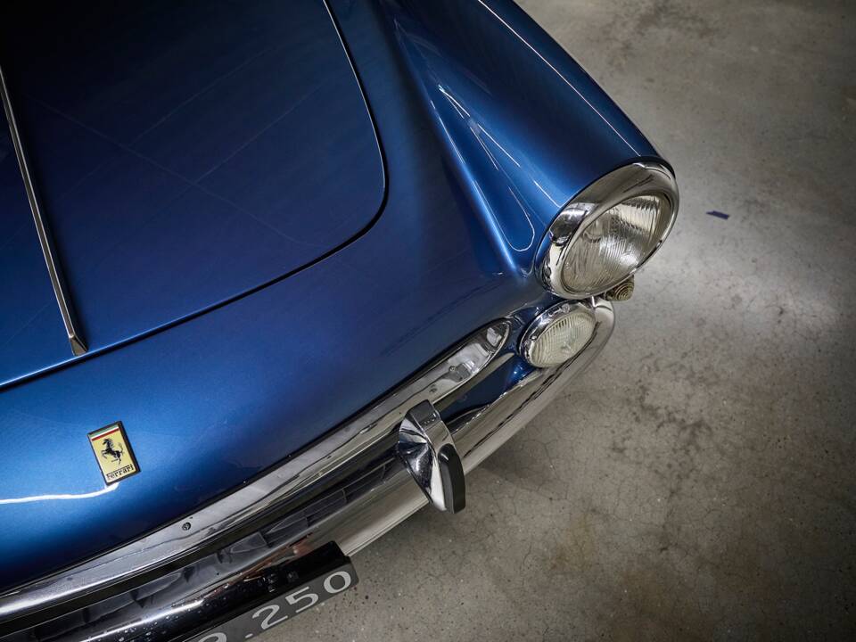 Imagen 29/100 de Ferrari 250 GT 2+2 (1963)
