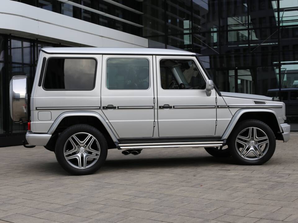 Image 57/64 of Mercedes-Benz G 400 CDI (LWB) (2004)