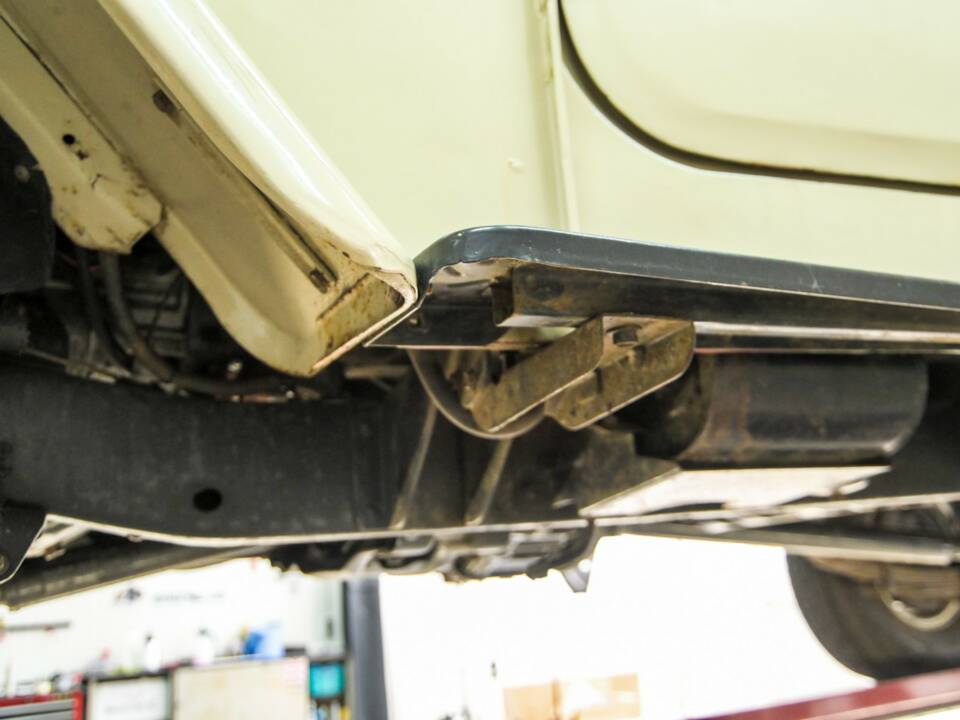 Bild 48/50 von Toyota Landcruiser BJ 45 (1982)