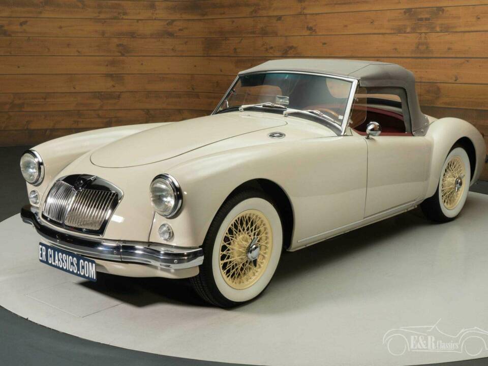 Imagen 11/19 de MG MGA 1500 (1956)