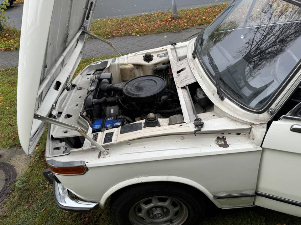 Bild 3/17 von BMW 1502 (1976)