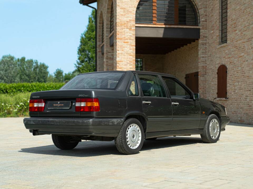 Obraz 6/48 pojazdu Volvo 850 2.0 20V (1992)