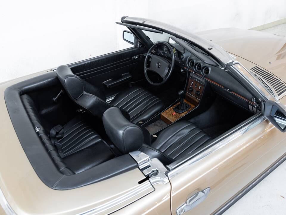 Afbeelding 21/32 van Mercedes-Benz 300 SL (1986)