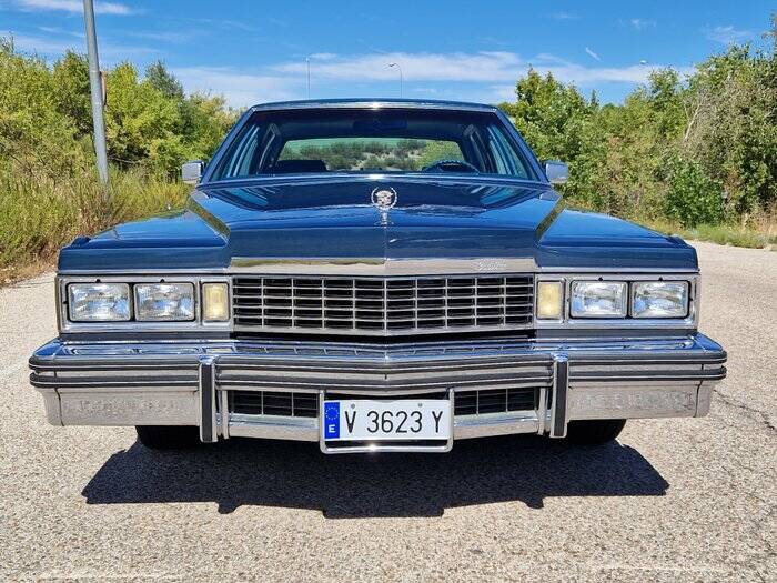 Immagine 5/7 di Cadillac Fleetwood Brougham (1977)