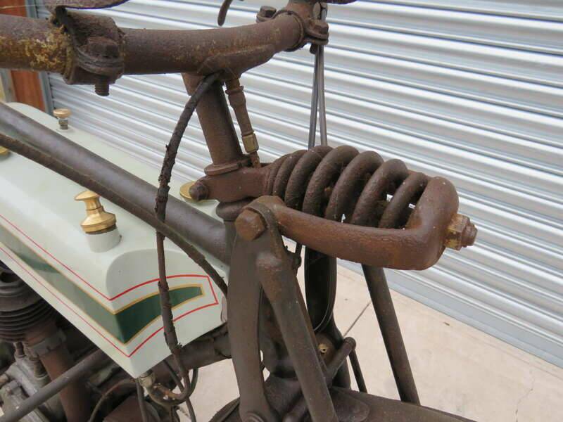 Image 8/47 of Triumph Model H (1919)