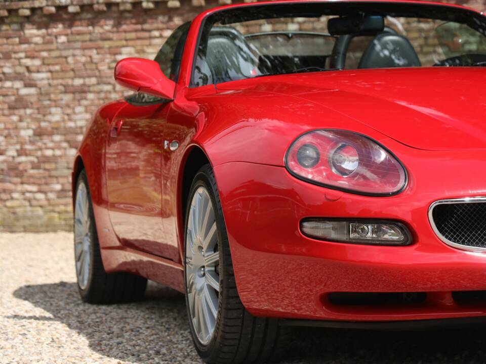 Image 21/50 of Maserati Spyder 4200 Cambiocorsa (2003)