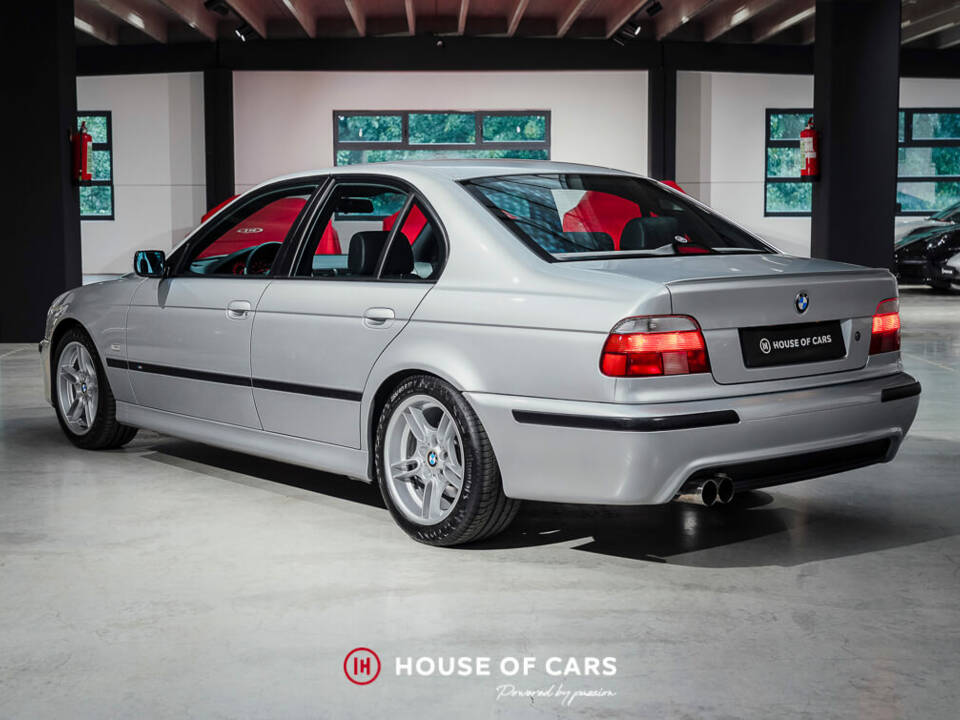 Image 9/23 de BMW 540i (1999)