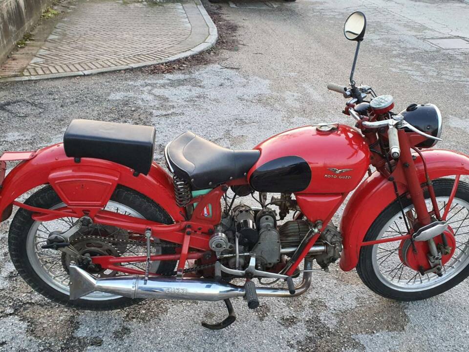Image 9/12 of Moto Guzzi DUMMY (1952)