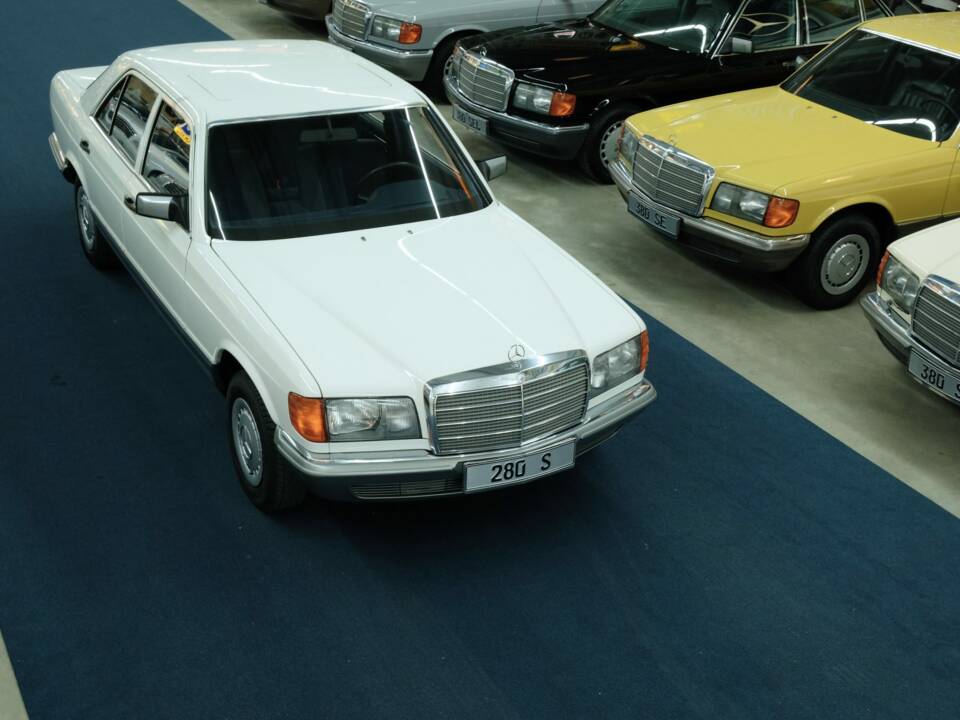 Bild 1/50 von Mercedes-Benz 280 S (1981)
