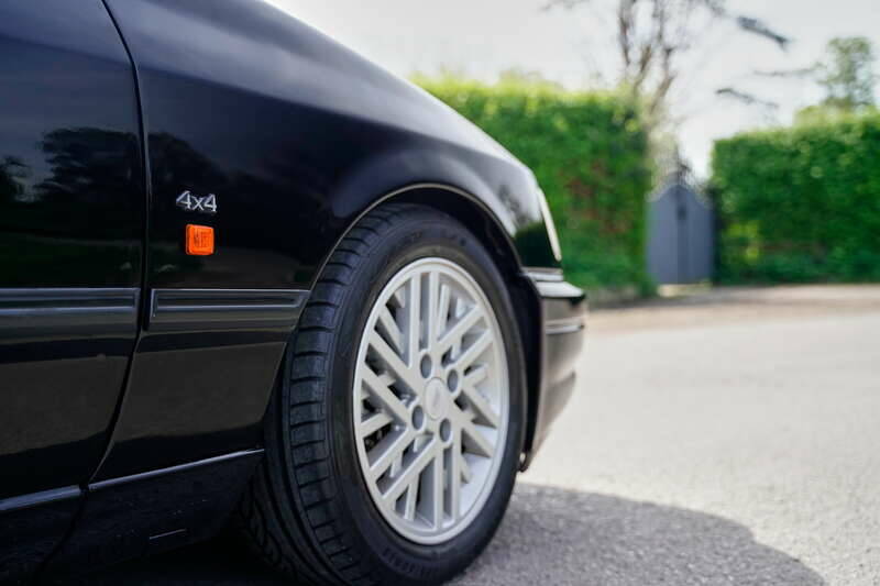 Imagen 14/19 de Ford Sierra RS Cosworth (1990)