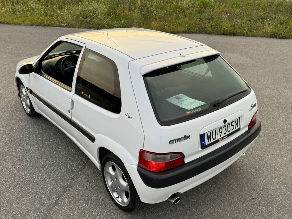 Image 18/78 of Citroën Saxo 1.6i VTS (1999)