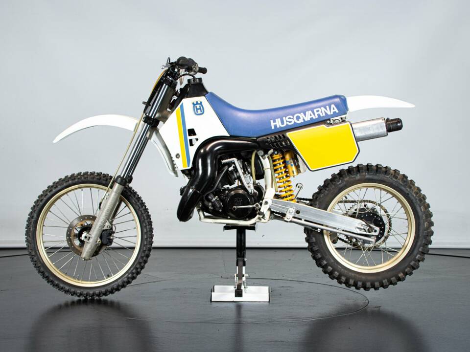 Image 2/50 of Husqvarna CR 430 (1987)