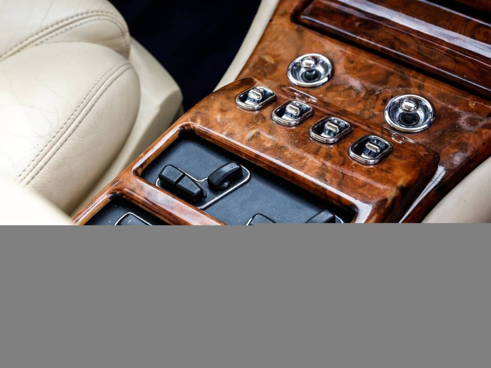Bild 16/50 von Rolls-Royce Silver Seraph (2000)