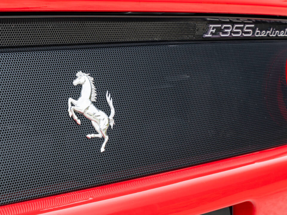 Afbeelding 31/97 van Ferrari F 355 Berlinetta (1996)