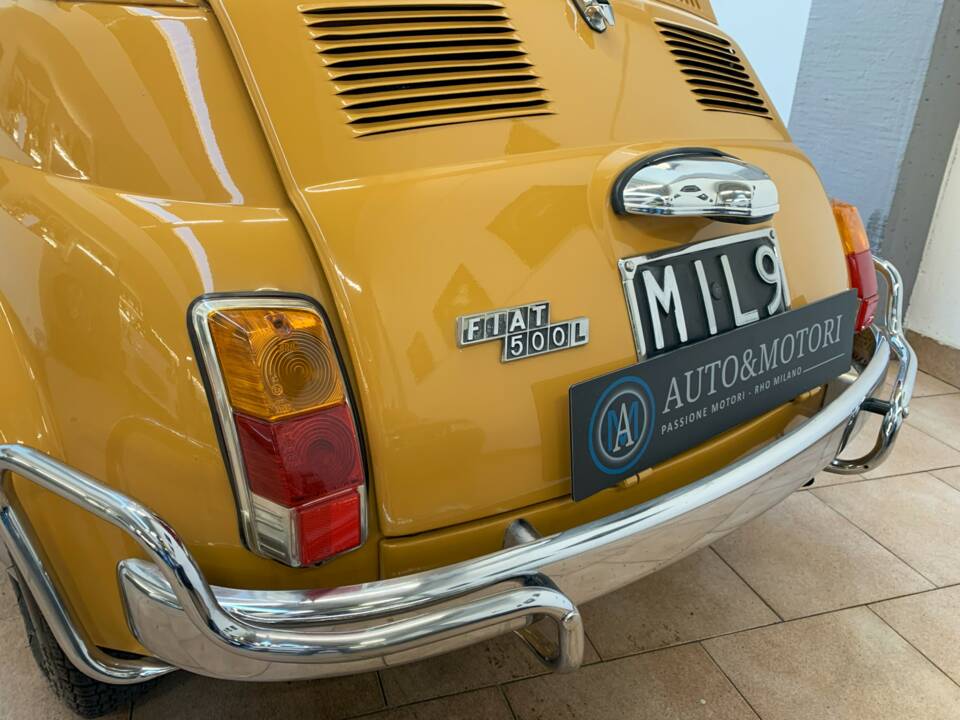 Image 16/21 of FIAT 500 L (1971)