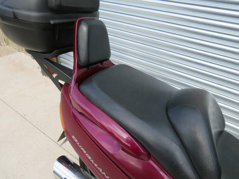 Bild 18/32 von Suzuki Burgman AN 250 (1998)
