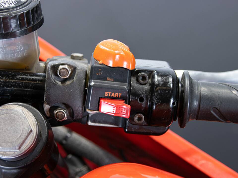 Bild 28/50 von Ducati 750 Sport (1986)