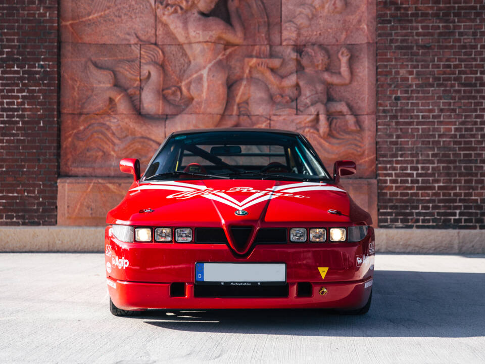 Imagen 10/56 de Alfa Romeo SZ (1993)