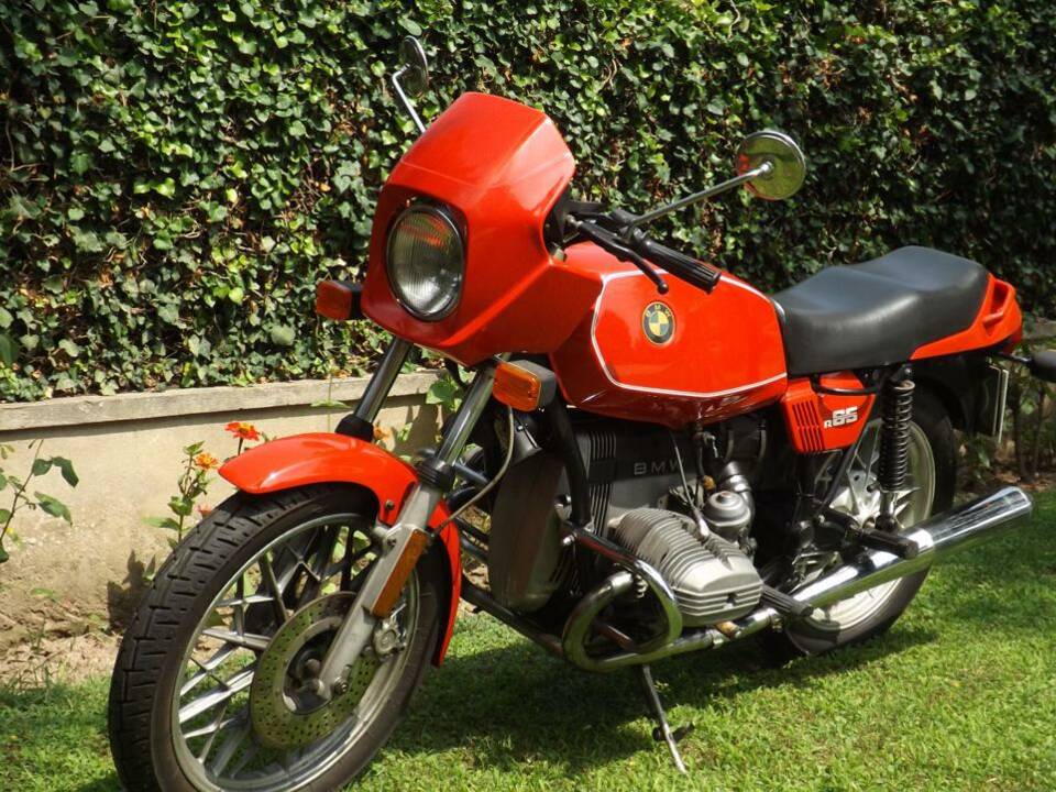 Immagine 2/20 di BMW R 65 LS (1981)