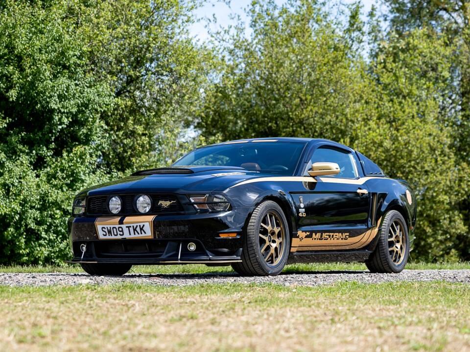 Image 1/50 of Ford Mustang V6 (2009)