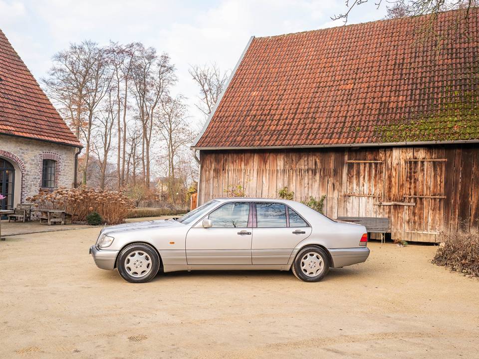 Bild 3/45 von Mercedes-Benz S 500 (1995)