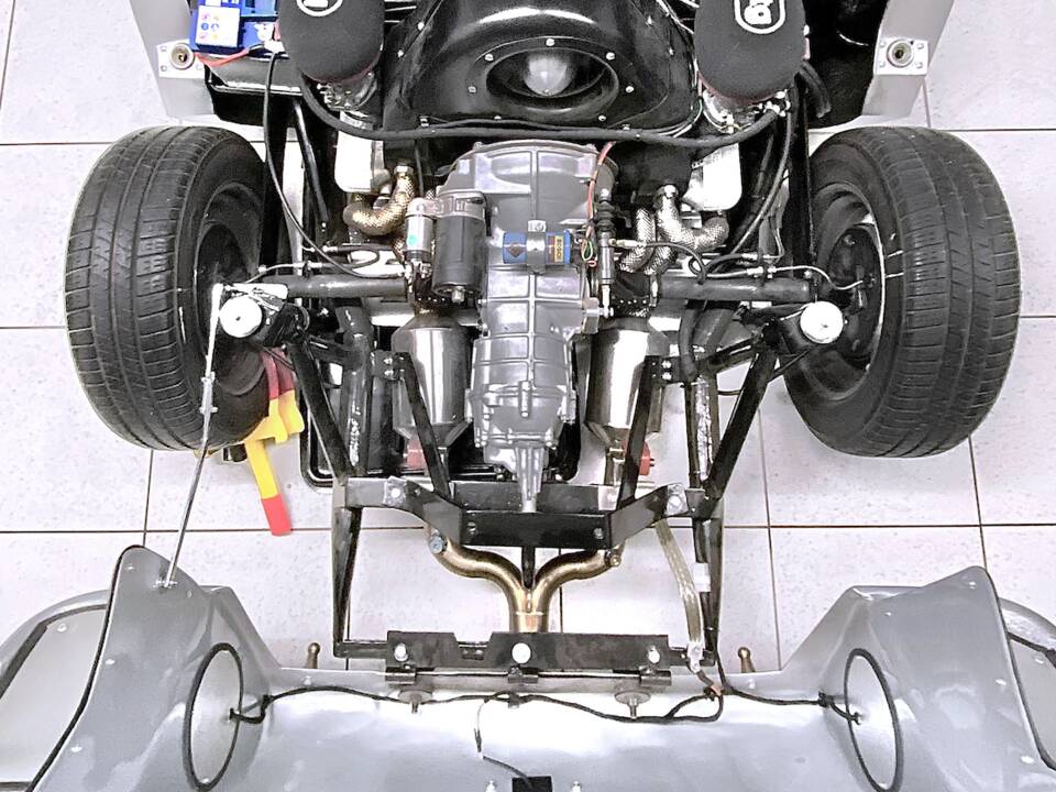 Image 13/28 of Porsche 550 Spyder RS 1500 (1954)